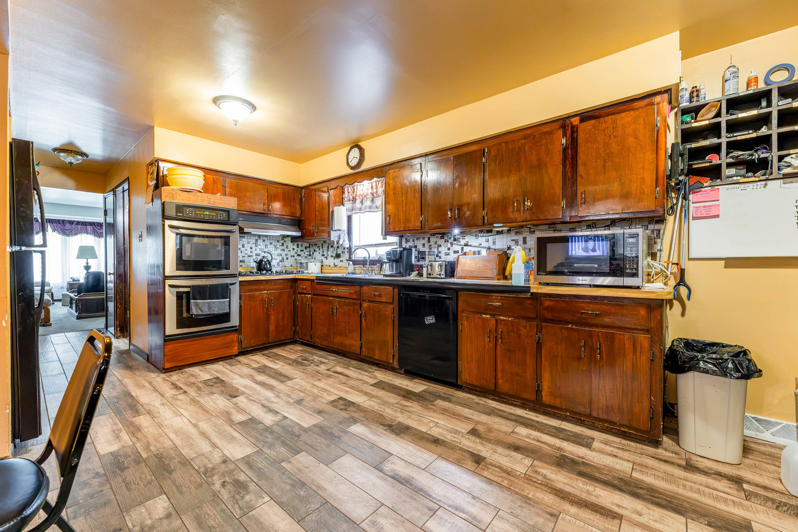 Homes for sale in Chicago, IL | 5728 S Parkside Ave, Chicago, IL 60638 | MLS# 12708921