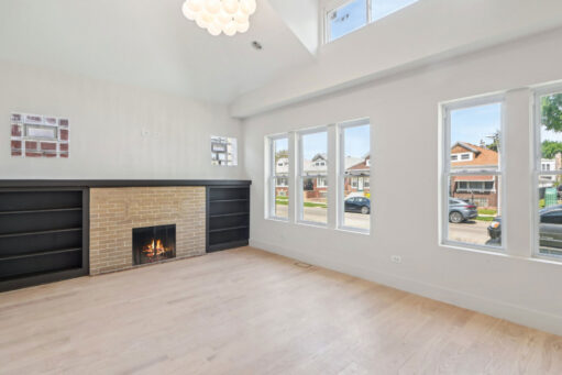 2nd image of 7930 S Kenwood Ave, Chicago, IL 60619 | MLS# 12708927