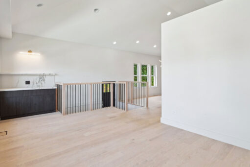 4th image of 7930 S Kenwood Ave, Chicago, IL 60619 | MLS# 12708927