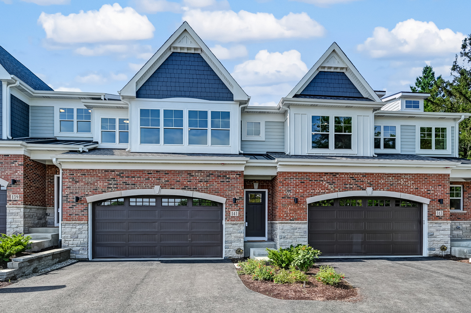 1st image of 141 Harding Ct, Glen Ellyn, IL 60137 | MLS# 12708964