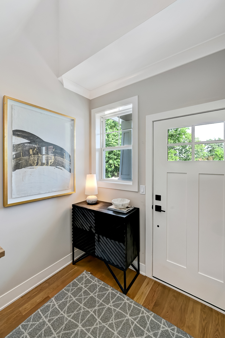 4th image of 114 Harding Ct, Glen Ellyn, IL 60137 | MLS# 12708972