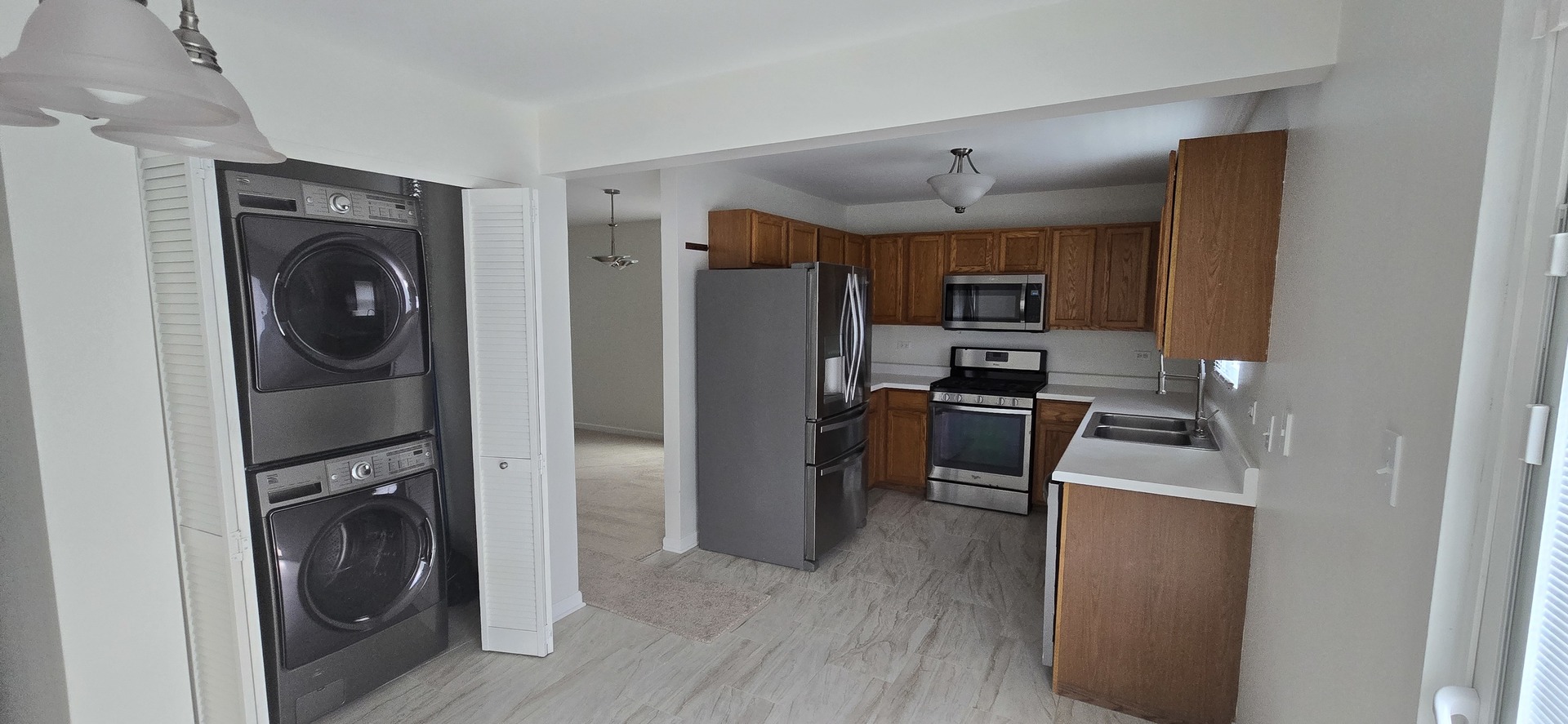 4th image of 1310 Green Trails Dr, Plainfield, IL 60586 | MLS# 12708988