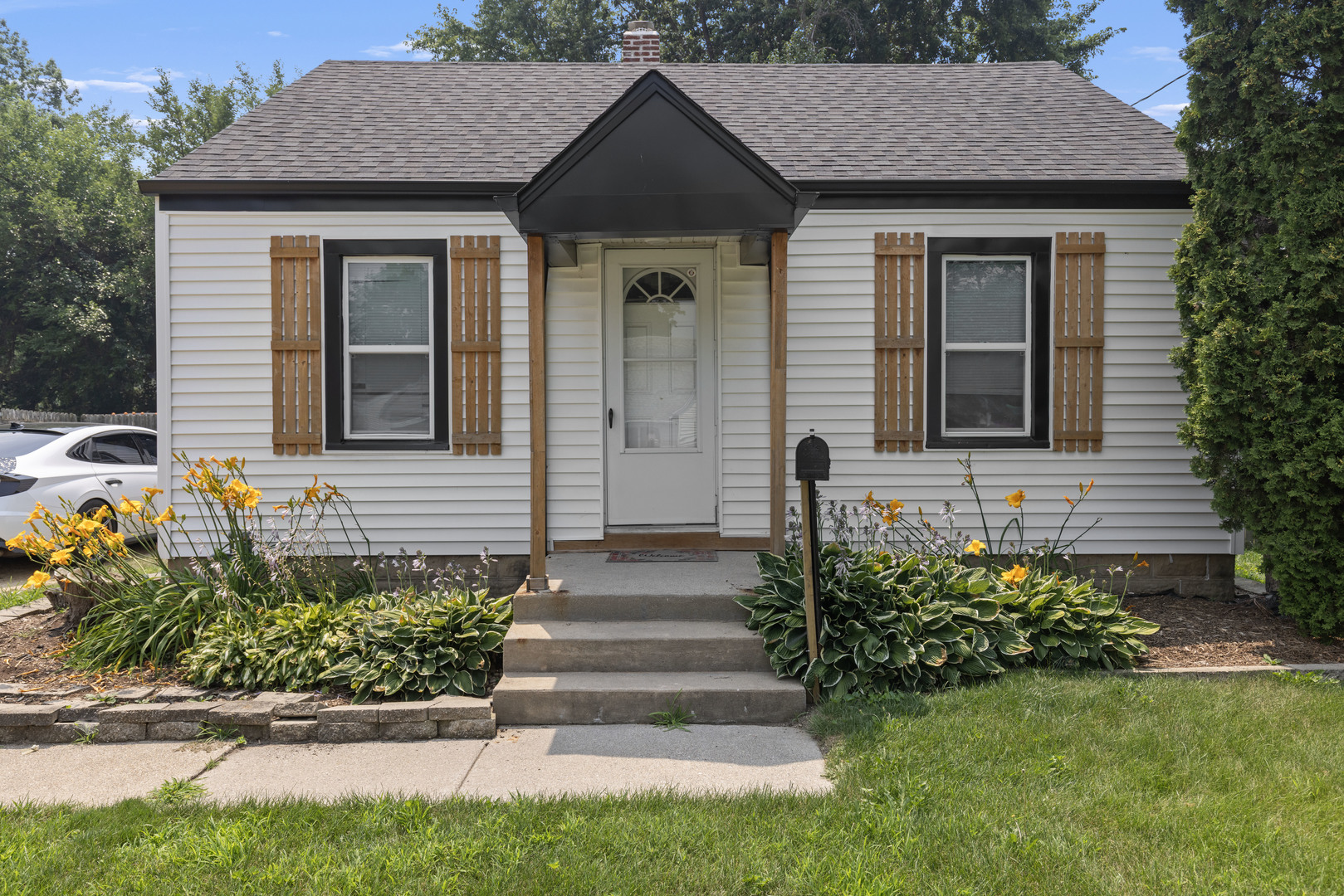 Homes for sale in Belvidere, IL | 1112 Dalbigne St, Belvidere, IL 61008 | MLS# 12709005