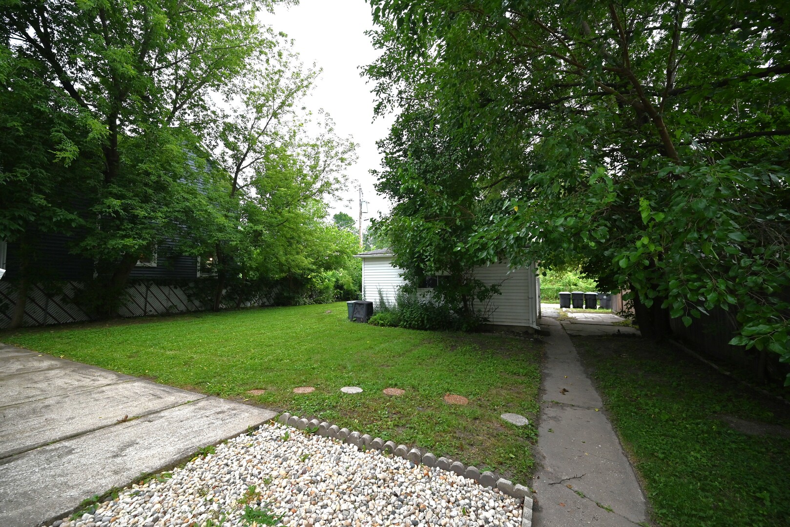26th image of 1570 Dewey Ave, Evanston, IL 60201 | MLS# 12709017
