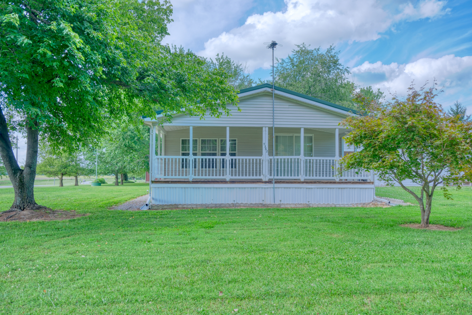 Homes for sale in Pinckneyville, IL | 5362 Cross Church Rd, Pinckneyville, IL 62274 | MLS# 12709054