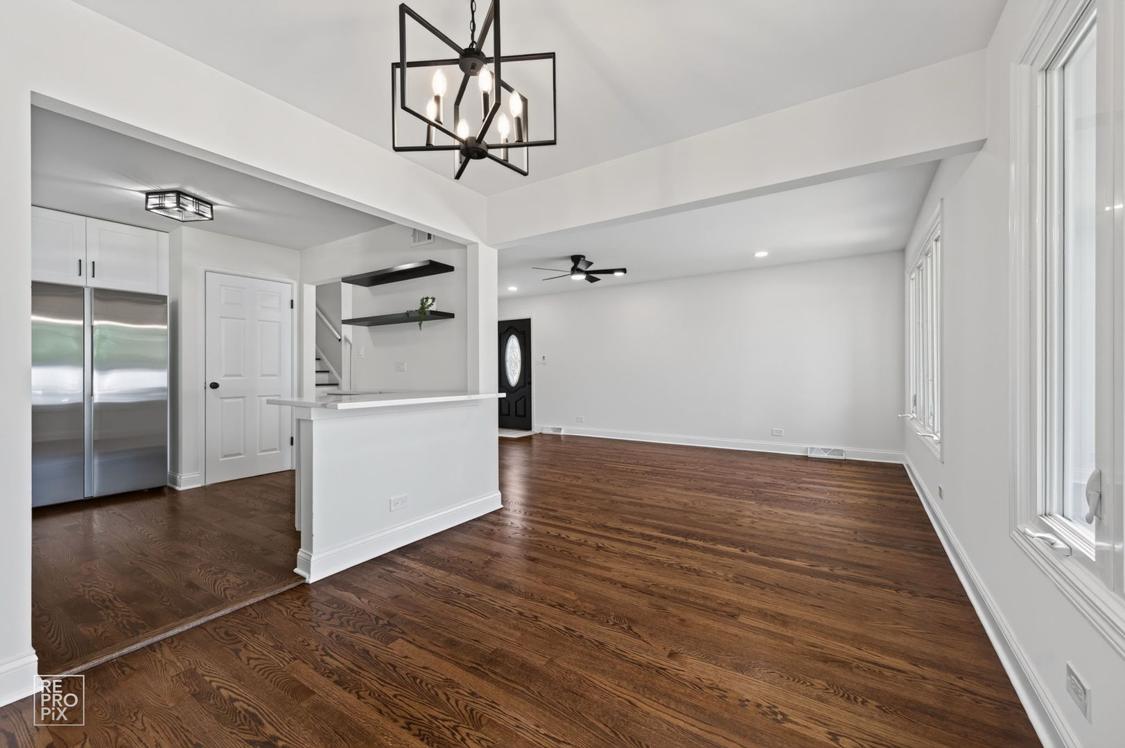 4th image of 7725 Narragansett Ave, Burbank, IL 60459 | MLS# 12709098
