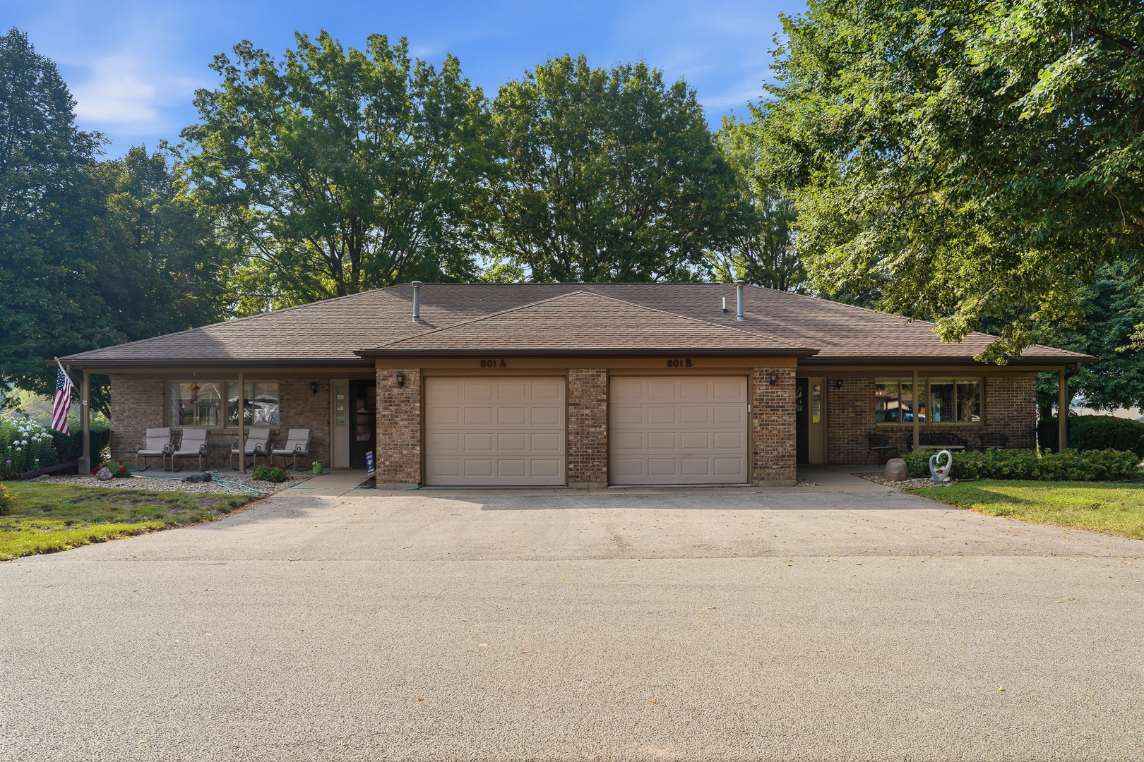 3rd image of 801 Coventry Ln #B, Sterling, IL 61081 | MLS# 12709123