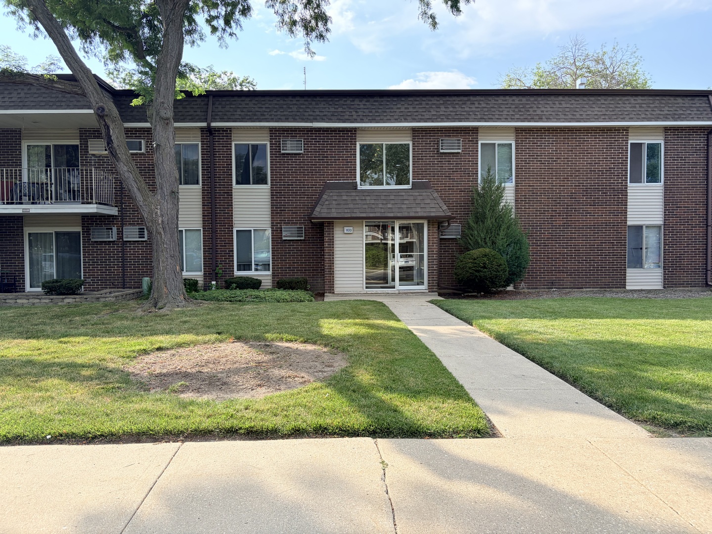 Homes for sale in Buffalo Grove, IL | 1133 Miller Ln #108, Buffalo Grove, IL 60089 | MLS# 12709145