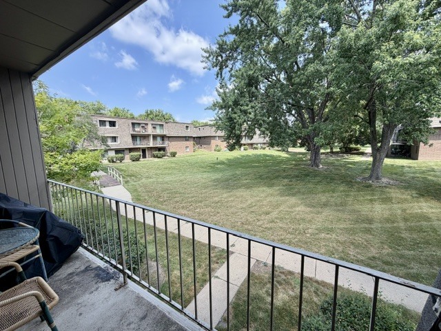 2nd image of 264 E Bailey Rd, Naperville, IL 60565