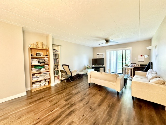 3rd image of 264 E Bailey Rd, Naperville, IL 60565