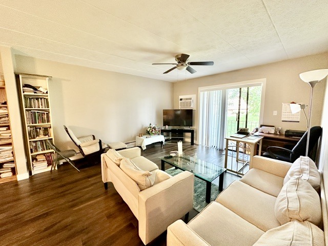 4th image of 264 E Bailey Rd, Naperville, IL 60565