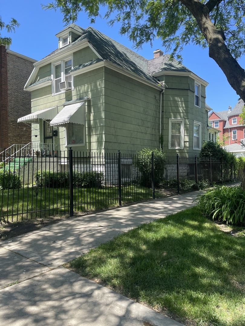 2nd image of 1032 W 88th St, Chicago, IL 60620 | MLS# 12709239