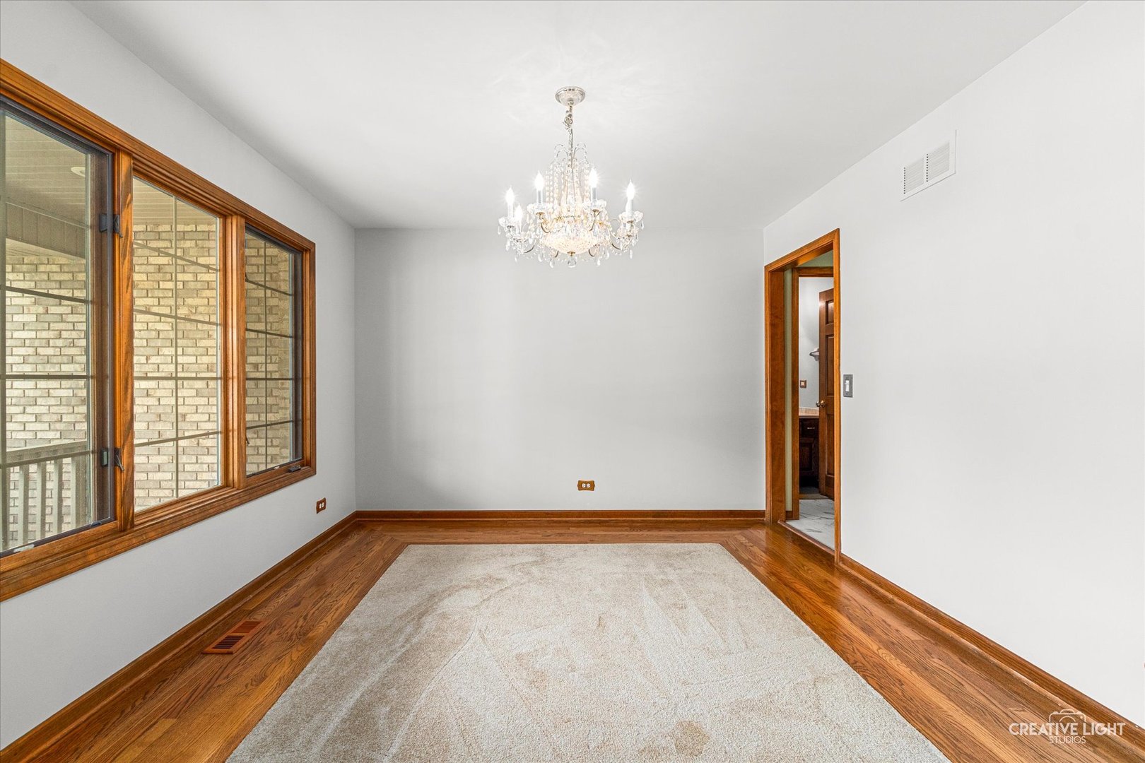 3rd image of 413 Windsor Dr, Oswego, IL 60543 | MLS# 12709411