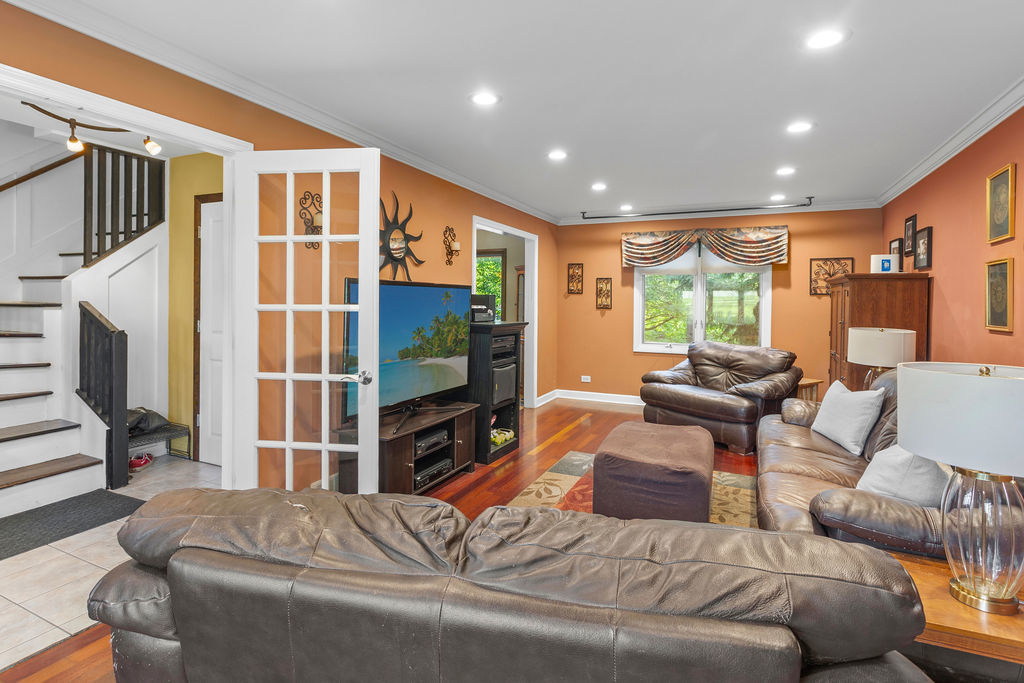 5th image of 2100 59Th St, Downers Grove, IL 60516 | MLS# 12709440