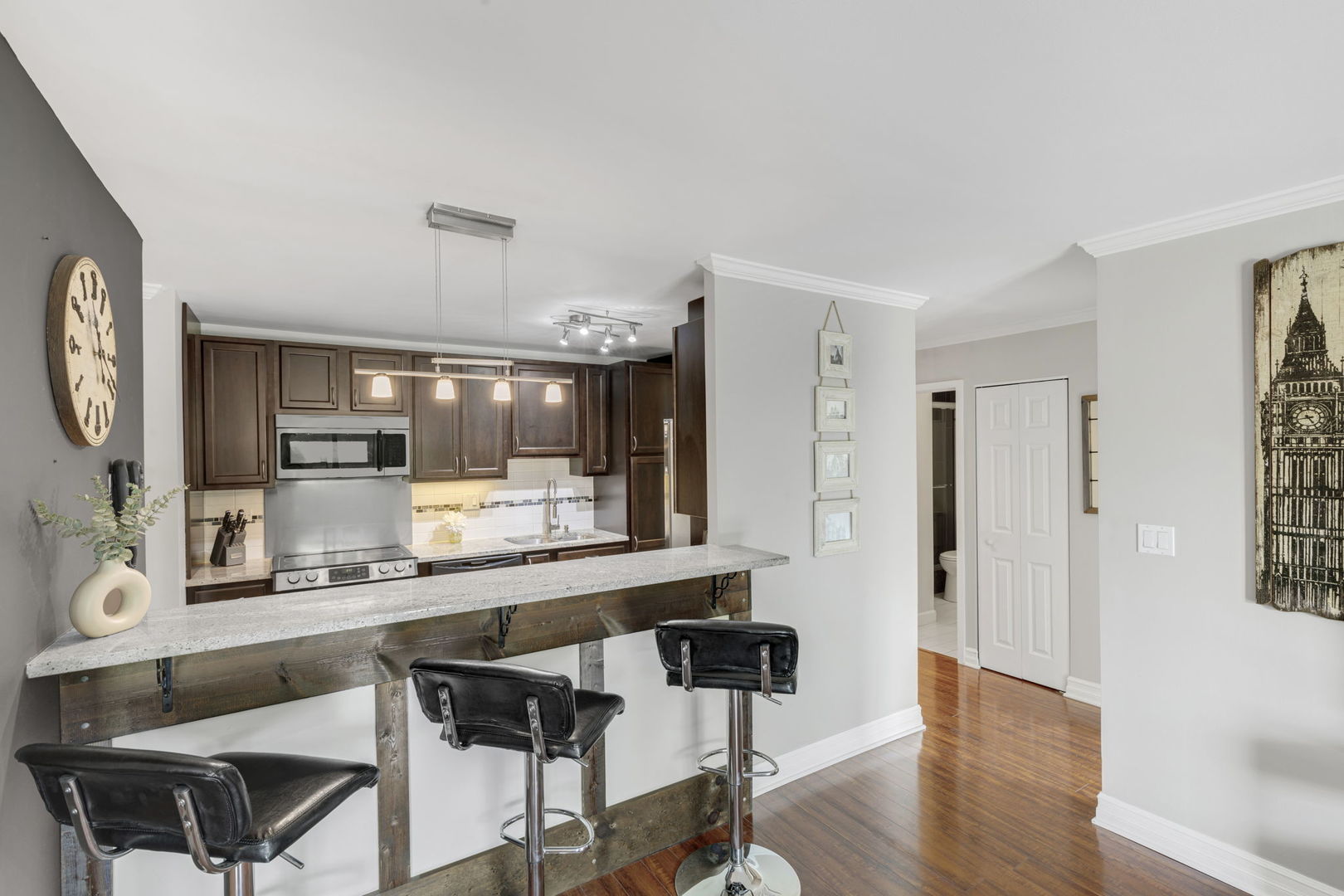 Homes for sale in Arlington Heights, IL | 1605 E Central Rd #304A, Arlington Heights, IL 60005 | MLS# 12709442