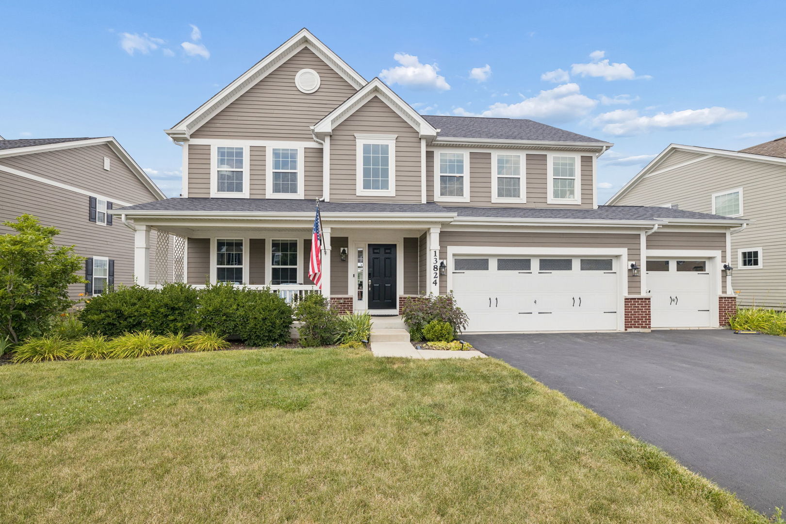 2nd image of 13824 Amelia Dr, Lemont, IL 60439 | MLS# 12709471