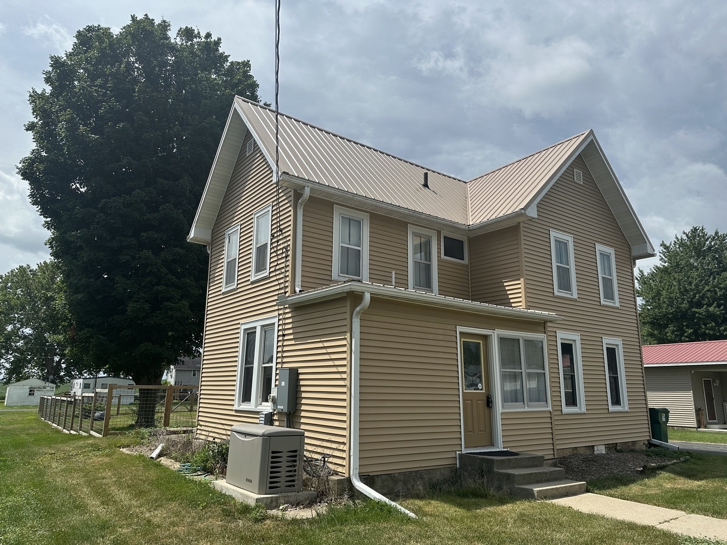 Homes for sale in Milledgeville, IL | 17 W Old Mill St, Milledgeville, IL 61051 | MLS# 12709502