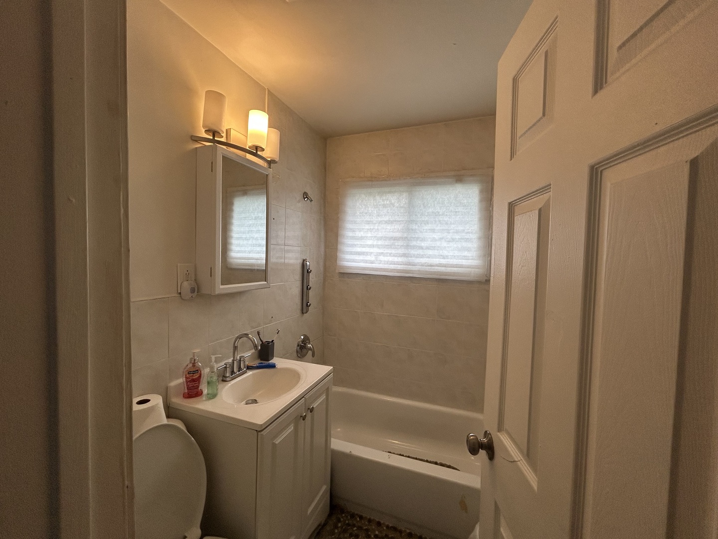 5th image of 15100 Honore Ave, Harvey, IL 60426 | MLS# 12709573