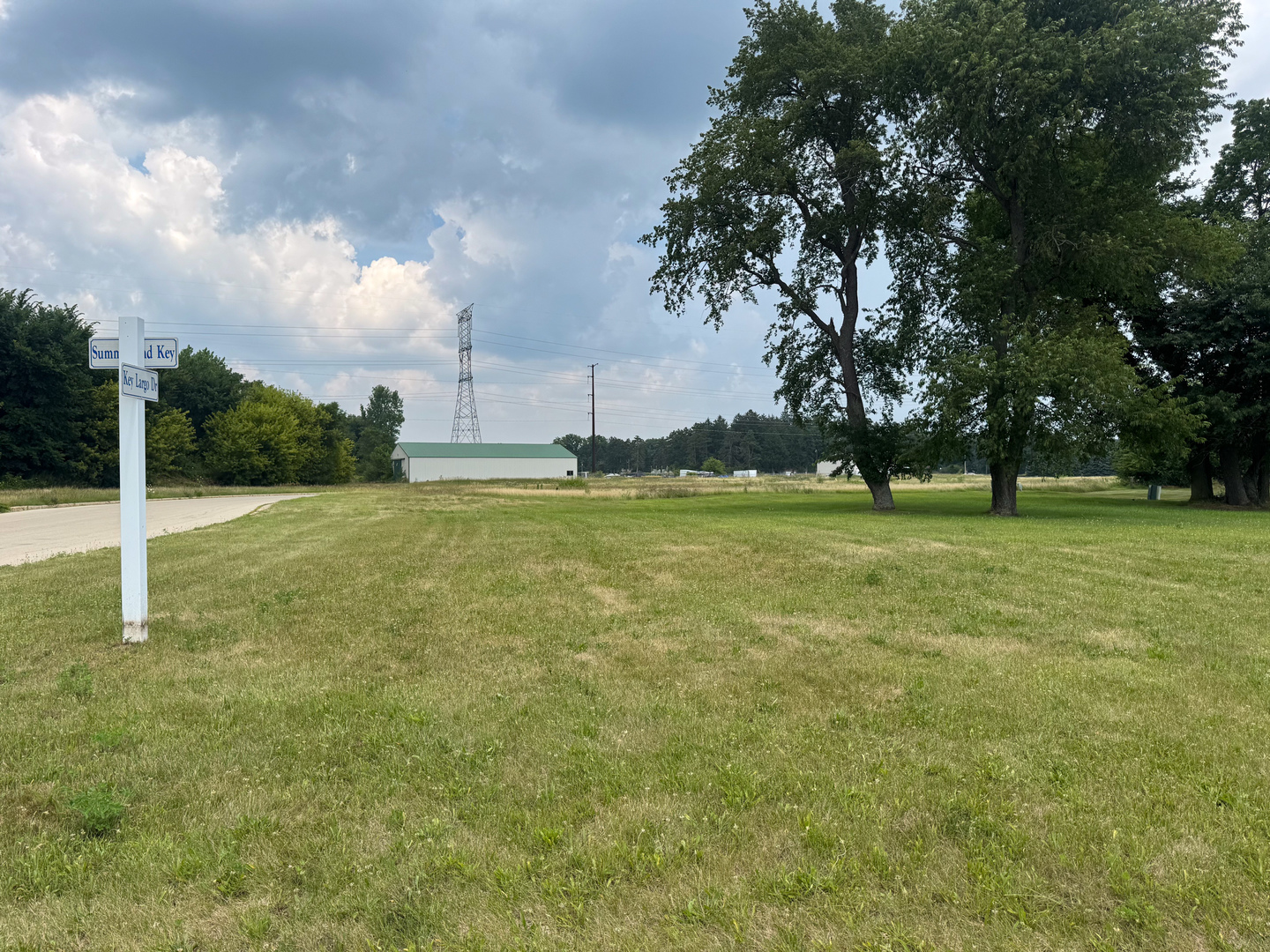 Homes for sale in Machesney Park, IL | 6819 Key Largo Dr, Machesney Park, IL 61103 | MLS# 12709660