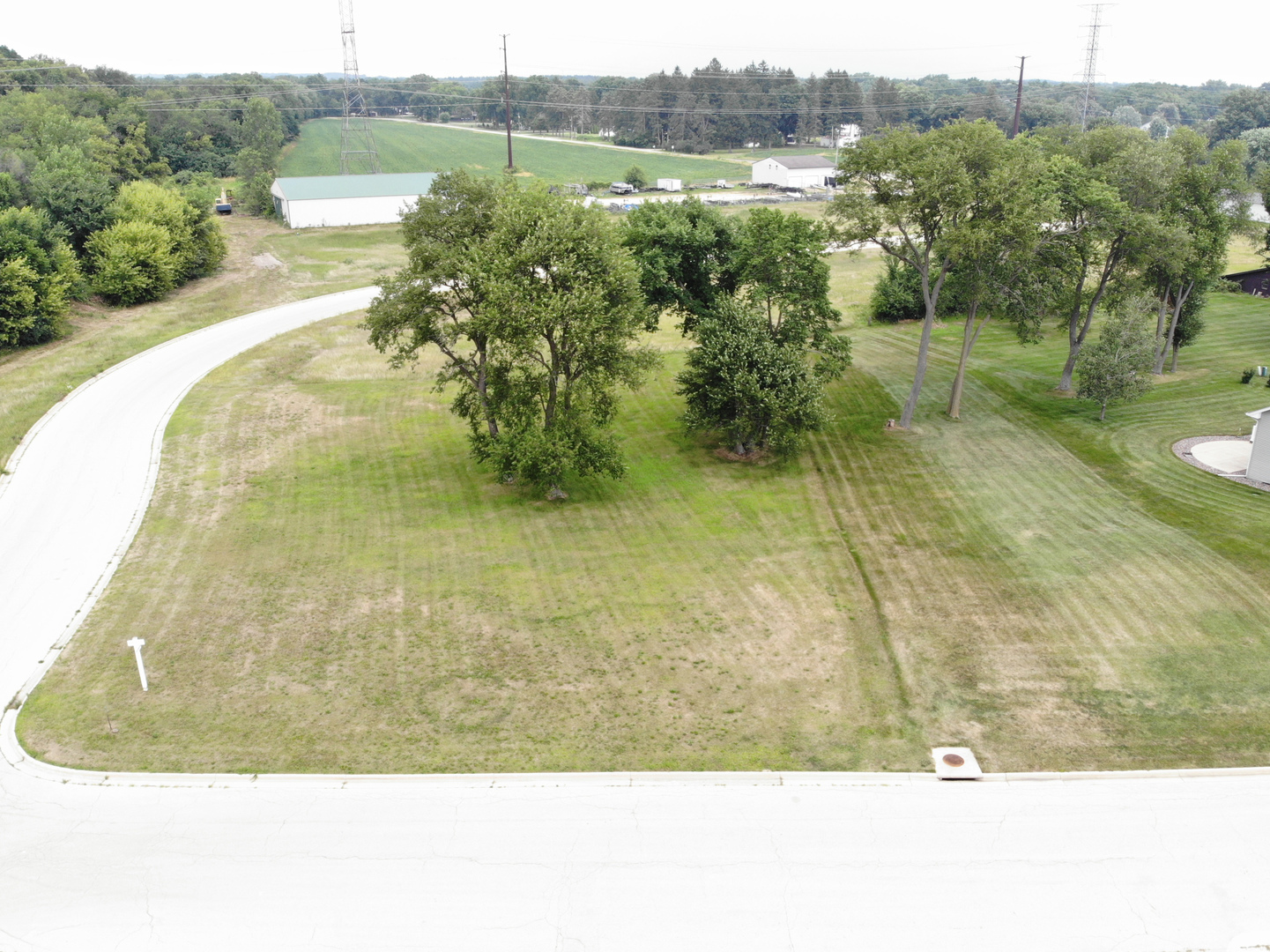 Homes for sale in Machesney Park, IL | 6819 Key Largo Dr, Machesney Park, IL 61103 | MLS# 12709660