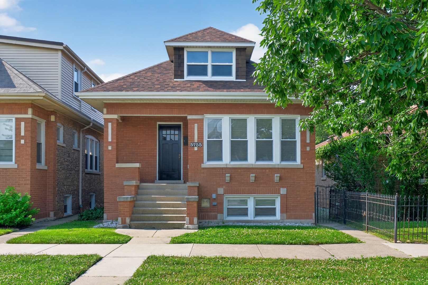 4th image of 5755 W Eddy St, Chicago, IL 60634 | MLS# 12709699