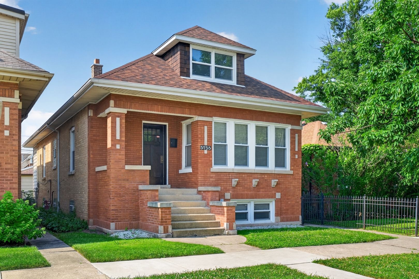 2nd image of 5755 W Eddy St, Chicago, IL 60634 | MLS# 12709699
