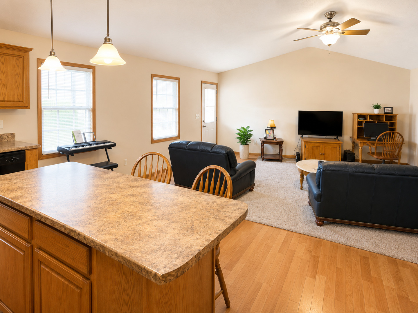 Homes for sale in Heyworth, IL | 503 W Randolph St #B, Heyworth, IL 61745 | MLS# 12709714