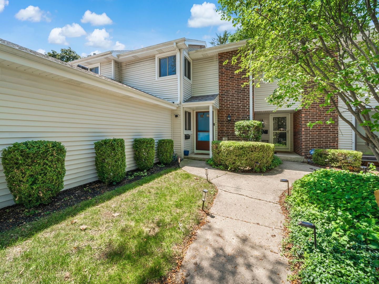 4th image of 4S780 Pinehurst Dr, Naperville, IL 60563 | MLS# 12709720