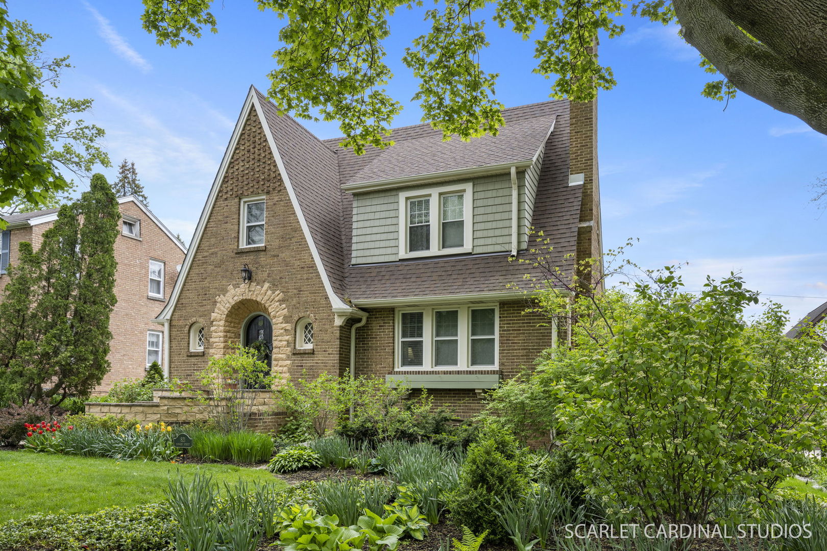 2nd image of 821 Howard St, Wheaton, IL 60187 | MLS# 12709730