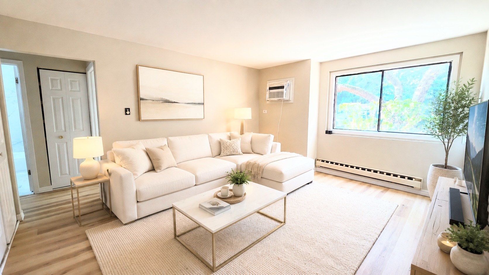 3rd image of 160 Dunteman Dr, Glendale Heights, IL 60139