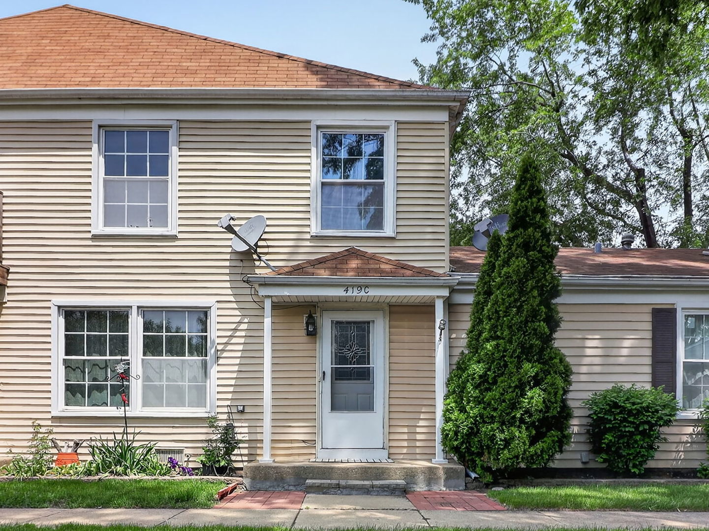 1st image of 419 Sidney Ave #C, Glendale Heights, IL 60139 | MLS# 12709749