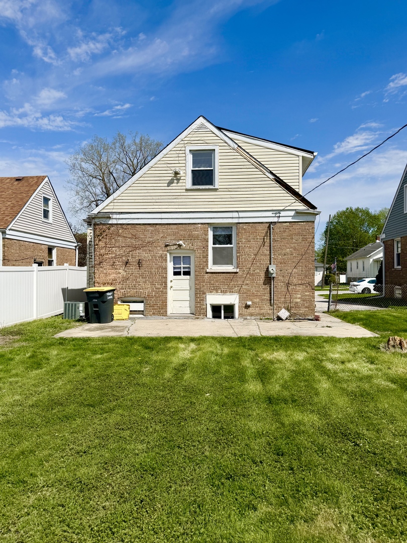 2nd image of 17826 School St, Lansing, IL 60438 | MLS# 12709756