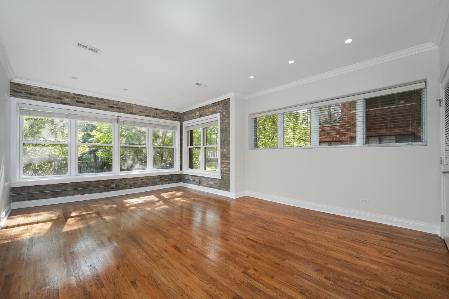 Homes for sale in Chicago, IL | 6622 N Ashland Ave #1, Chicago, IL 60626 | MLS# 12709795