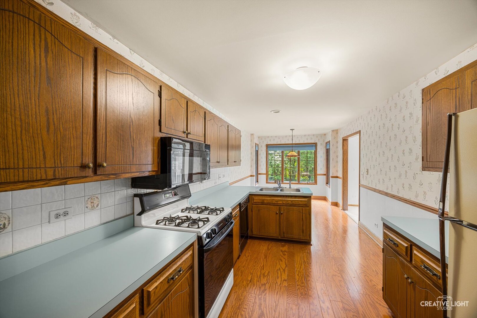 5th image of 1109 Foxtail Ct, Darien, IL 60561 | MLS# 12709800