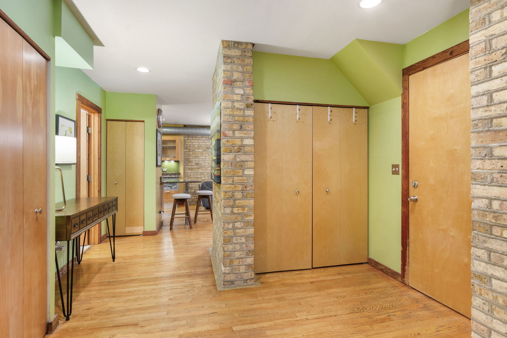 Homes for sale in Chicago, IL | 7020 N Paulina St #G, Chicago, IL 60626 | MLS# 12709859