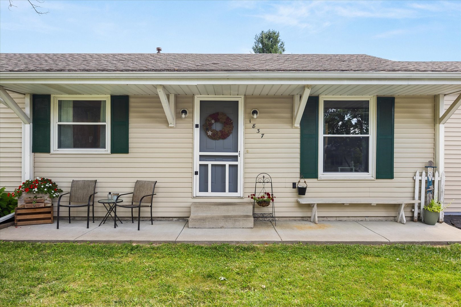 Homes for sale in Streator, IL | 1837 S Jacobs St, Streator, IL 61364 | MLS# 12709914