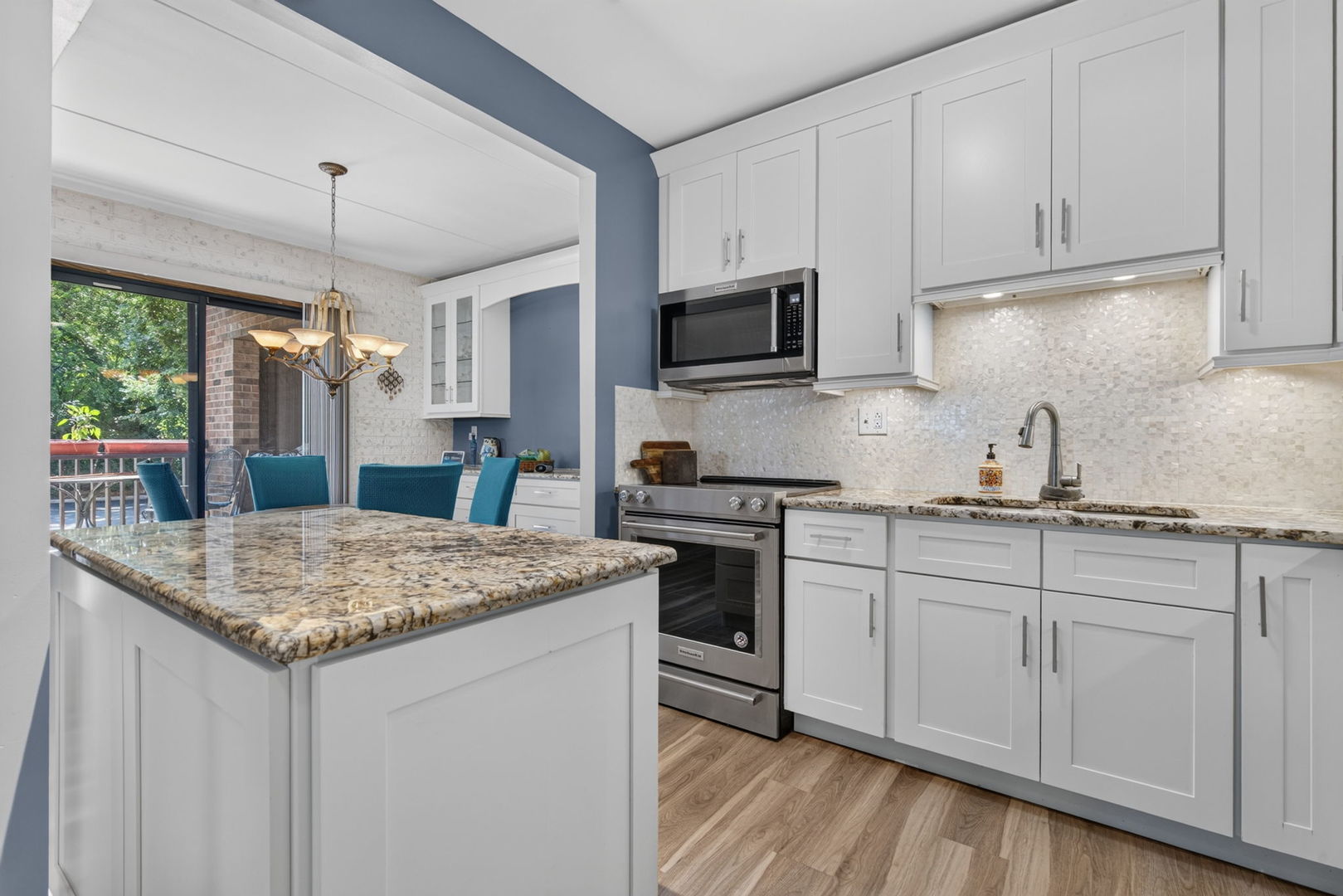 4th image of 1424 Woodbridge Rd #1H, Joliet, IL 60436 | MLS# 12709918