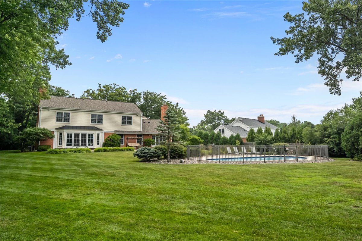 33rd image of 455 Rockefeller Rd, Lake Forest, IL 60045 | MLS# 12709940