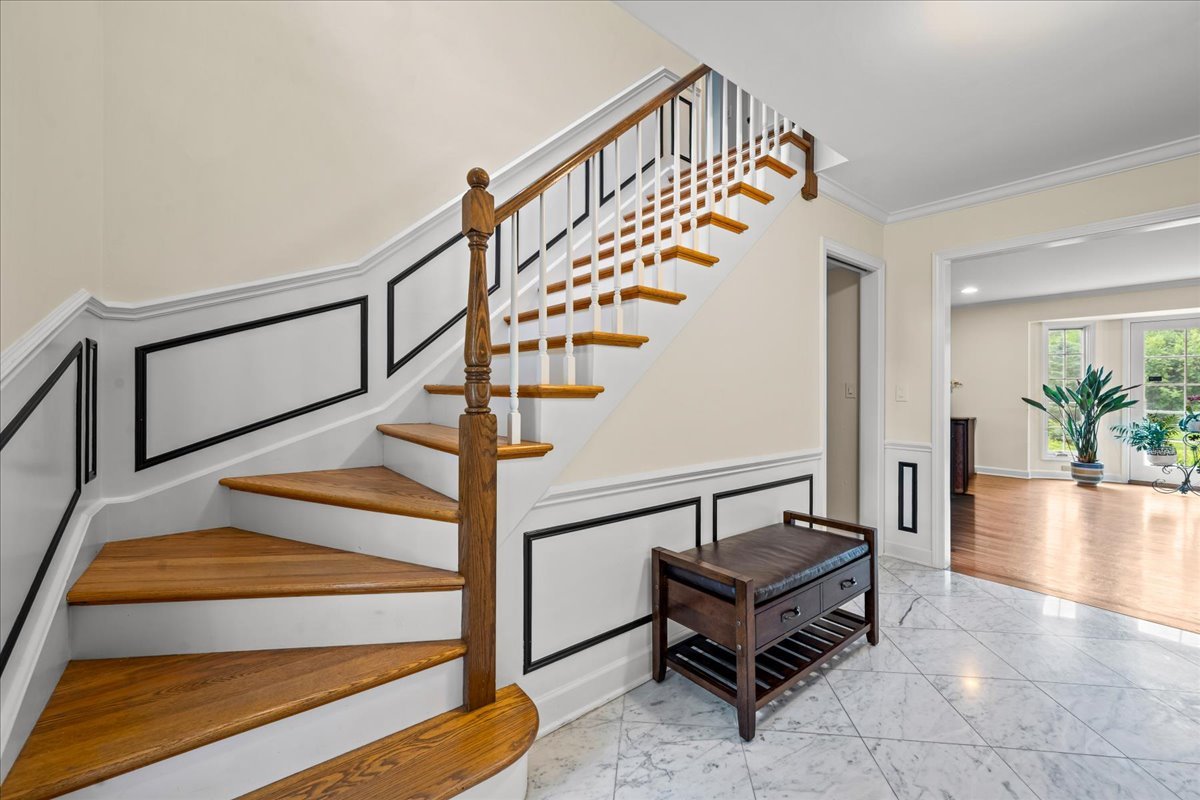 3rd image of 455 Rockefeller Rd, Lake Forest, IL 60045 | MLS# 12709940