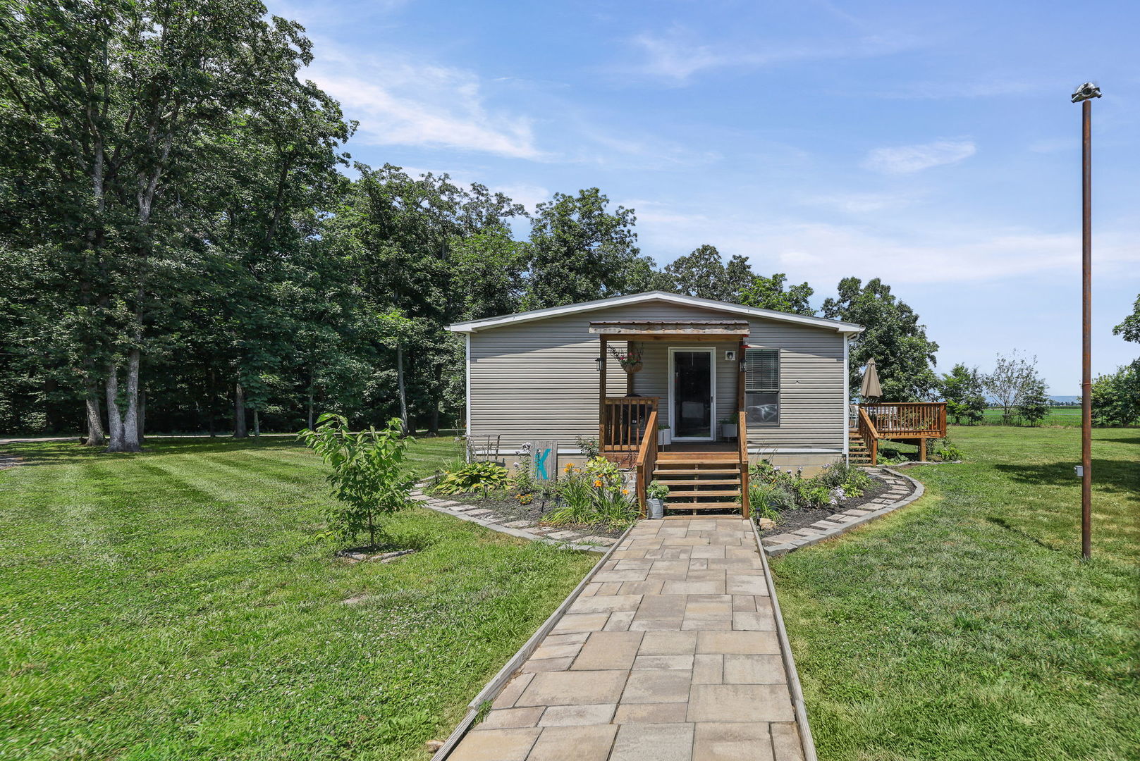 Homes for sale in Pocahontas, IL | 21824 Southwoods Ln, Pocahontas, IL 62275 | MLS# 12710000