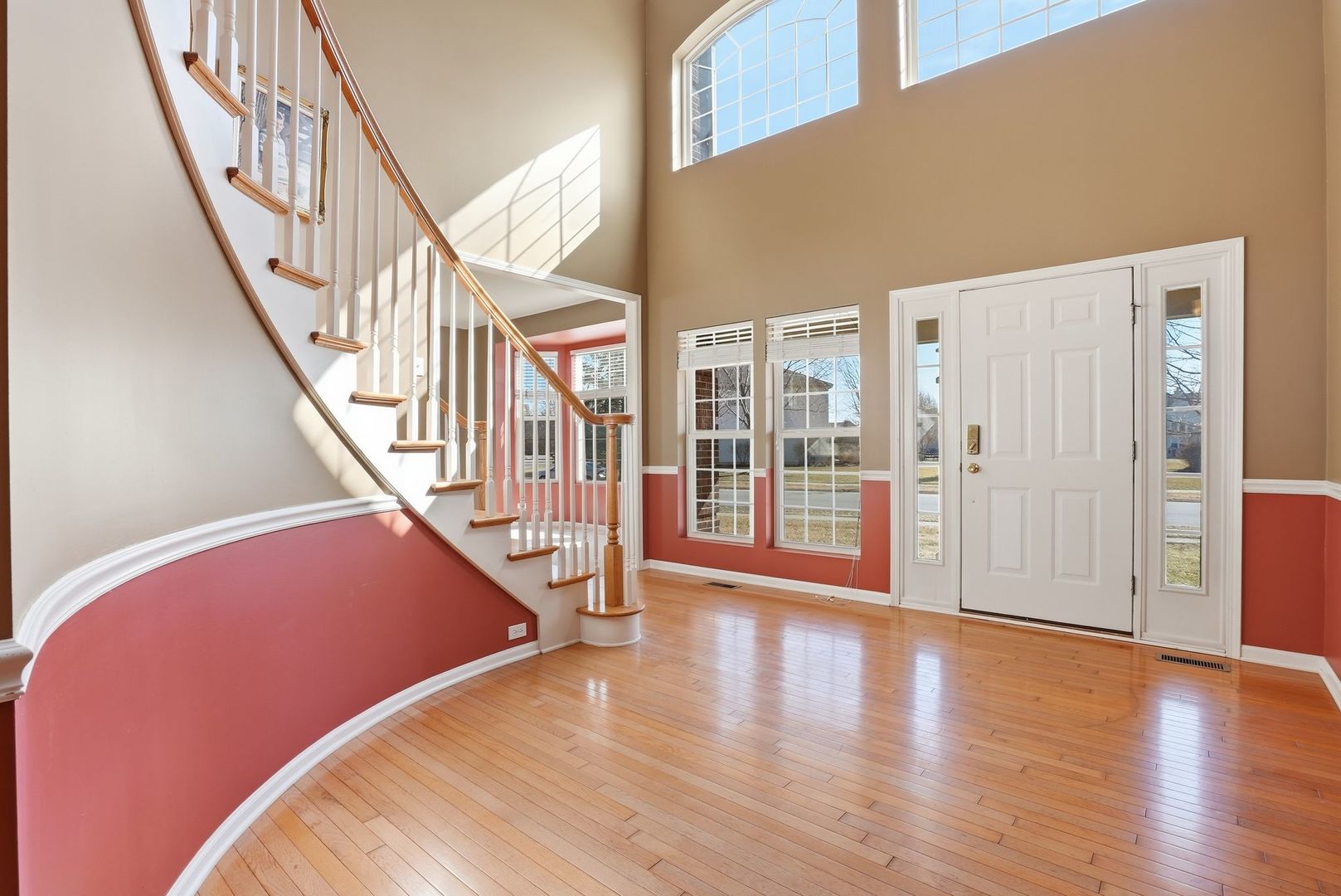 5th image of 12312 Blue Iris Ln, Plainfield, IL 60585 | MLS# 12710048