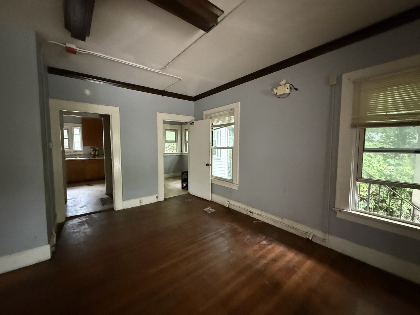 Homes for sale in Carbondale, IL | 608 W Main St, Carbondale, IL 62901 | MLS# 12710057
