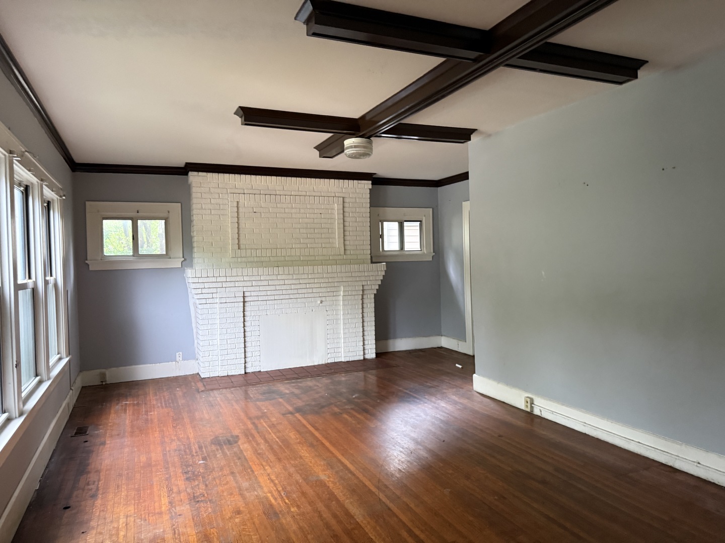 Homes for sale in Carbondale, IL | 608 W Main St, Carbondale, IL 62901 | MLS# 12710057