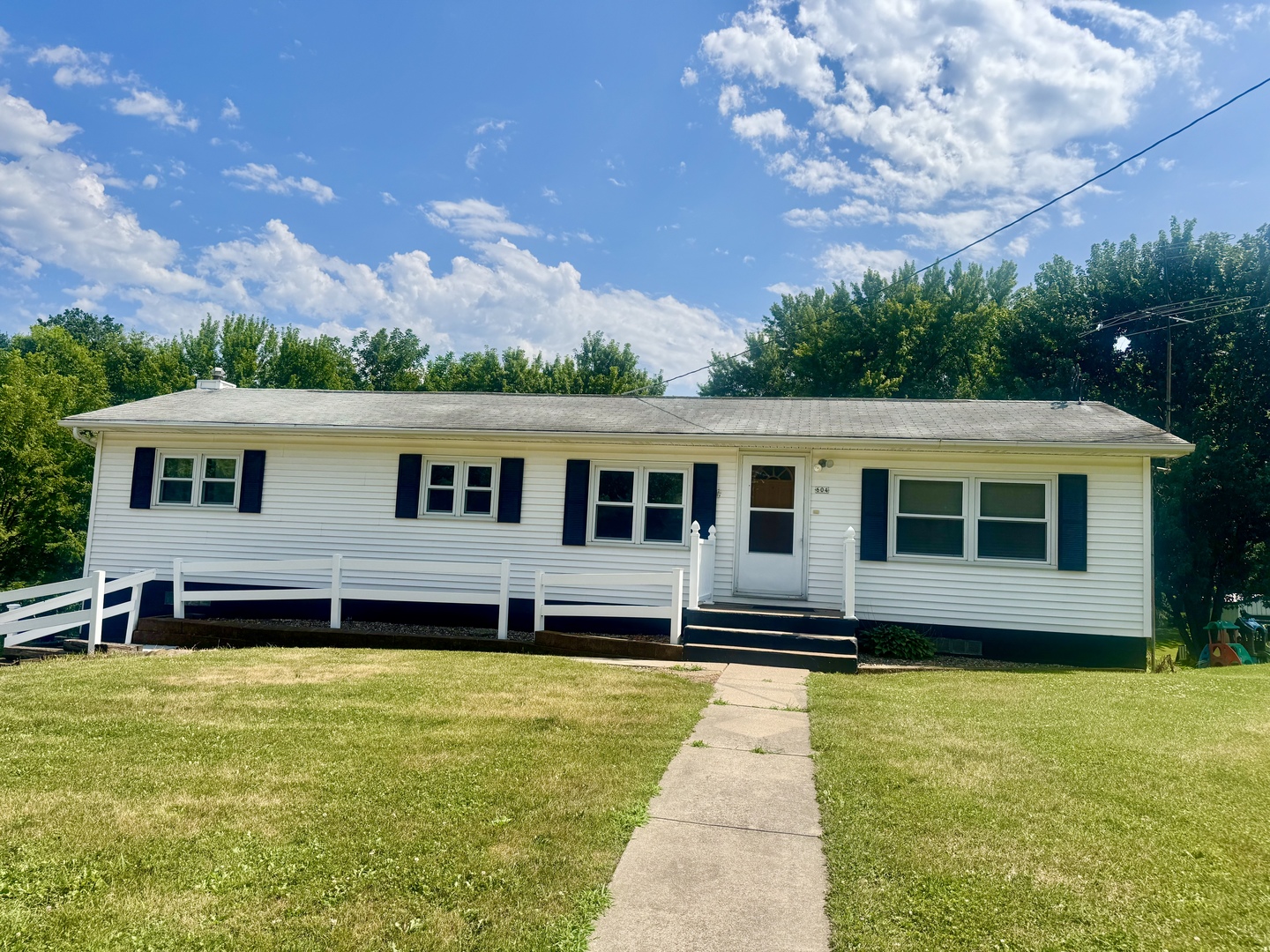 1st image of 604 Edgington St, Reynolds, IL 61279 | MLS# 12710060