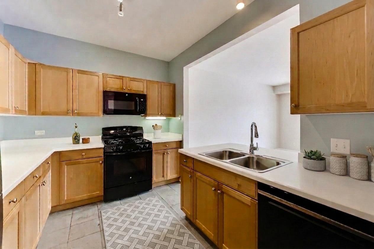 4th image of 2951 Central St #307, Evanston, IL 60201 | MLS# 12710064