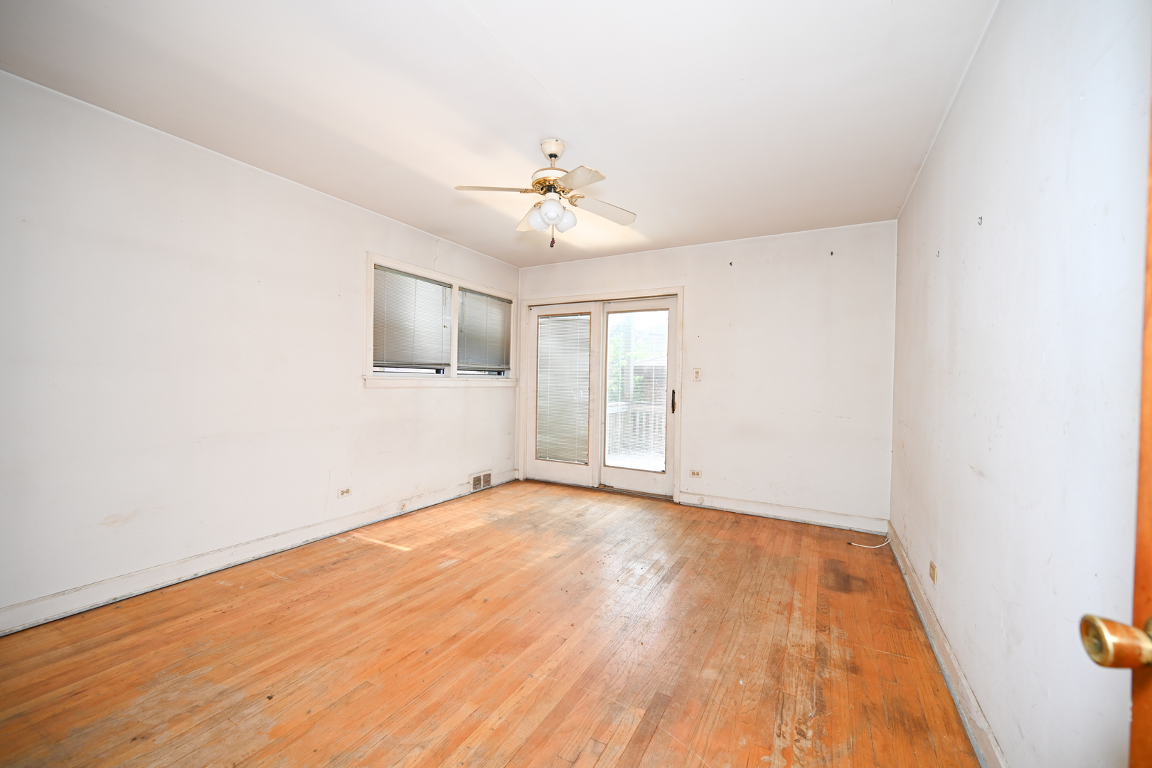 5th image of 8425 Christiana Ave, Skokie, IL 60076 | MLS# 12710070
