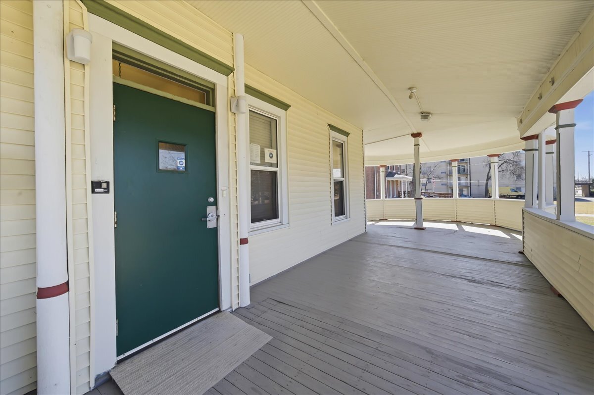 2nd image of 479 N Lake St, Aurora, IL 60506 | MLS# 12710125
