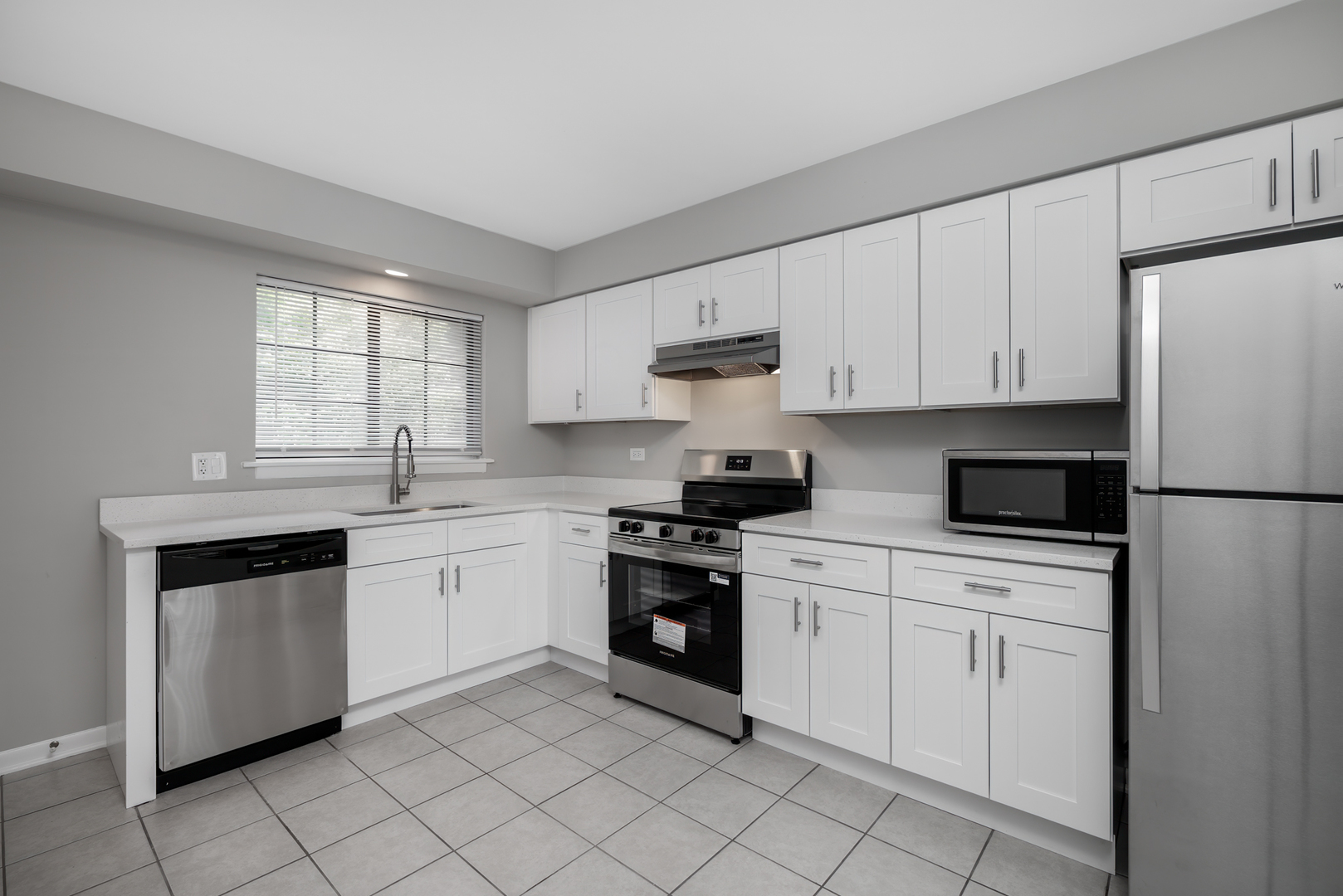 Homes for sale in Buffalo Grove, IL | 102 Steeple Dr #B, Buffalo Grove, IL 60089 | MLS# 12710193