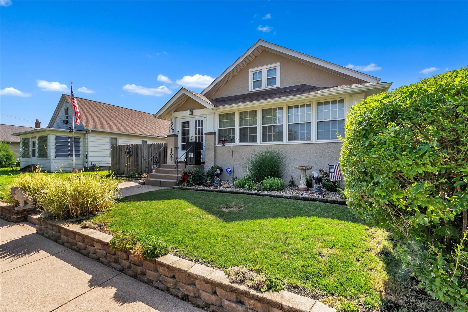 2nd image of 1530 39th St, Rock Island, IL 61201 | MLS# 12710194