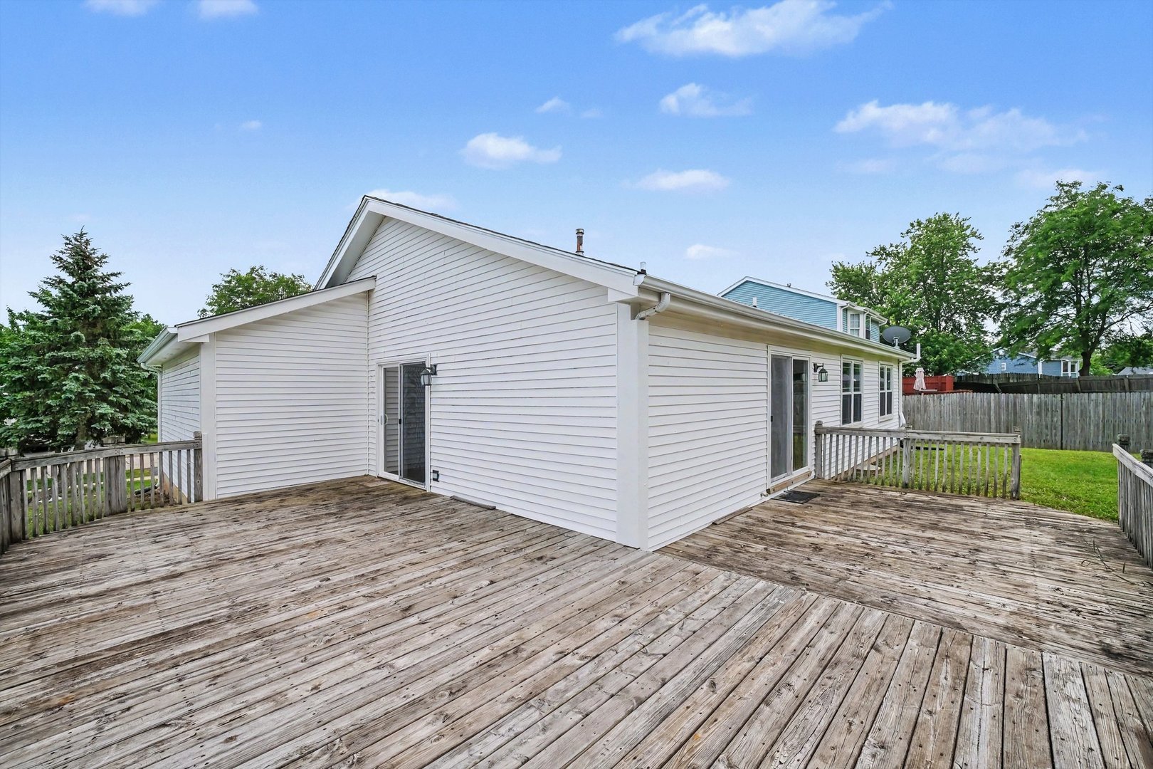 Homes for sale in Zion, IL | 3512 Portsmouth Dr, Zion, IL 60099 | MLS# 12710202